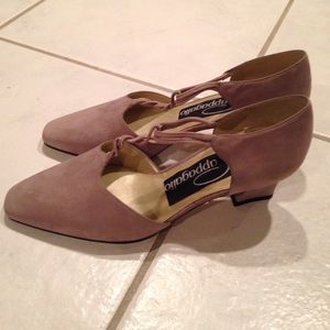Taupe suede shoes. 2" heel