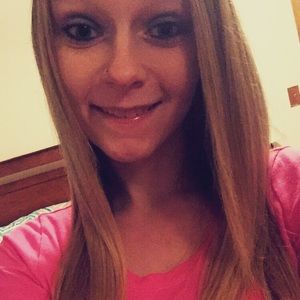 Meet your Posher, Renee