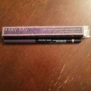 Kohl Eyeliner by Mary Kay