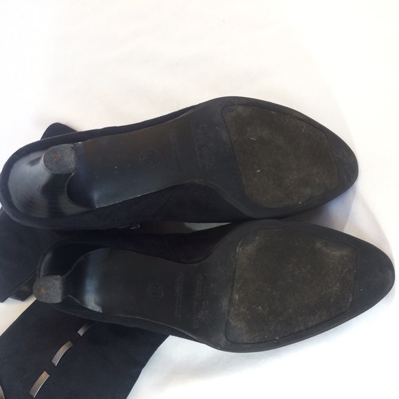 ❗️SALE❗️Black Suede Heeled Dress Boot - Picture 4 of 4