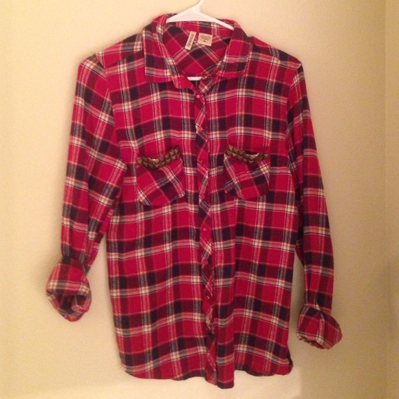 Studded flannel - Picture 1 of 1
