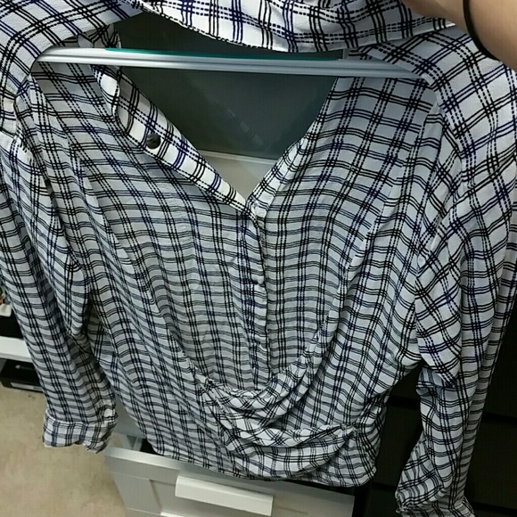 Backless buttonup