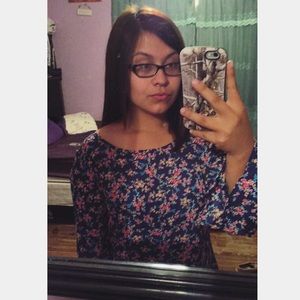 Meet your Posher, Vanessa