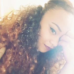 Meet your Posher, Tinoi