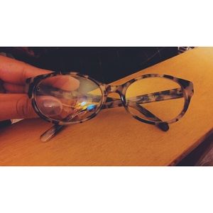 Cute reading glasses 📚👓