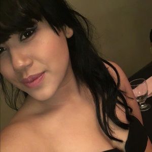 Meet your Posher, Gloria