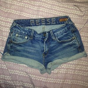 delias shorts, size 3