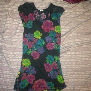 delias floral shirt