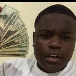 Meet your Posher, Aaron