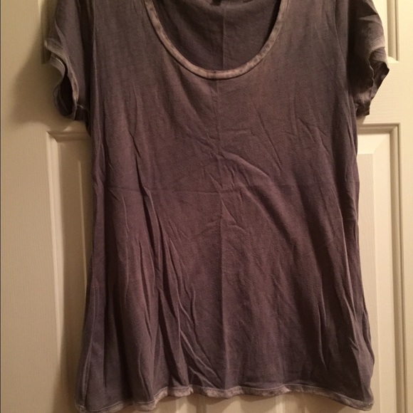 ❌Sold❌Gap gray tee