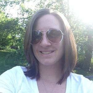 Meet your Posher, Alesha