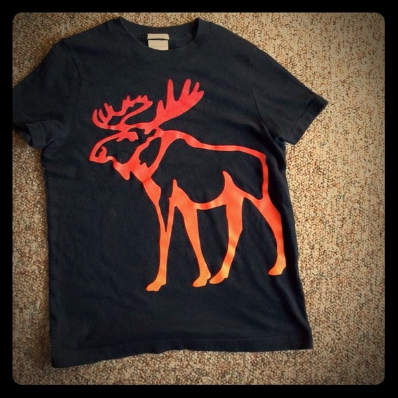A&F kids shirt