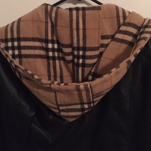 Leather jacket - Picture 2 of 2