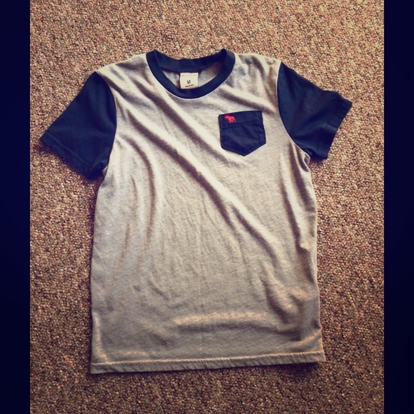 A&F kids shirt