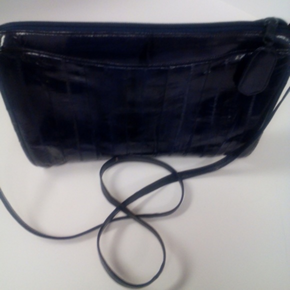 Pretty midnight blue EEL skin leather purse