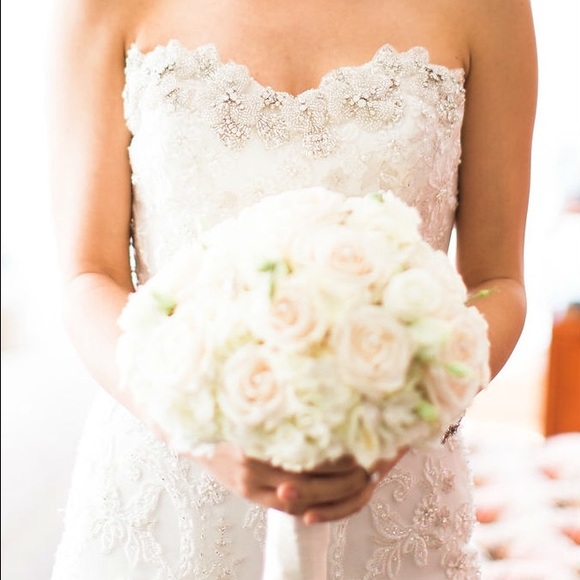 Blue by Enzoani Hudson Wedding Dress Gown - Picture 4 of 4