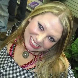 Meet your Posher, Marcie