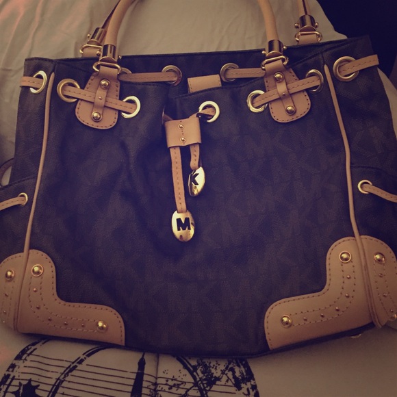 ❤️Reserved ❤️ Michael Kors large tote bag