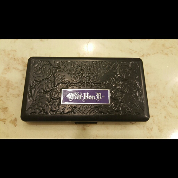 Kat Von D True Romance - Poetica - Like New