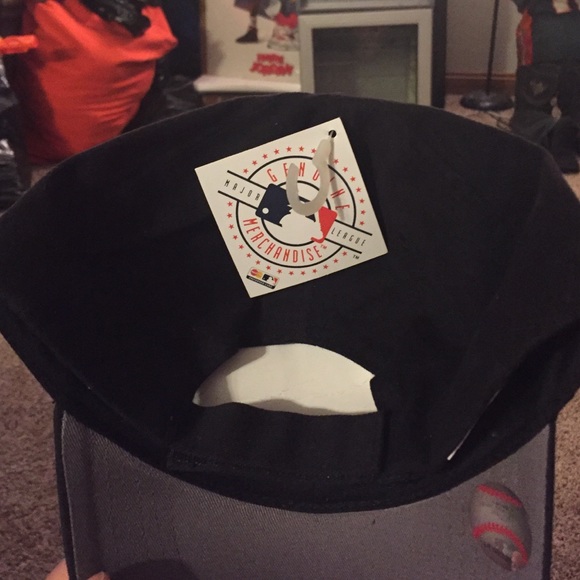 Chicago White sox snap back - Picture 2 of 3