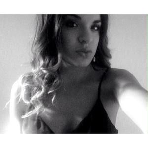 Meet your Posher, Marisa