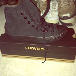 BRAND NEW, High Top Converse