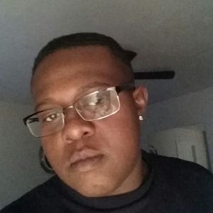 Meet your Posher, Val