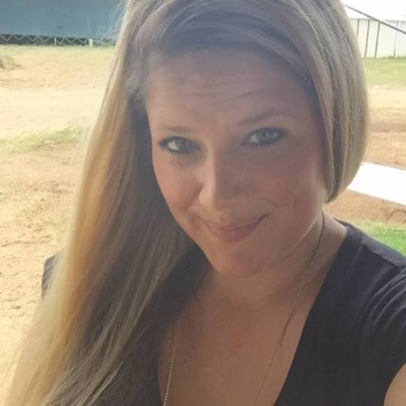 Meet your Posher, Kylee - Picture 1 of 1