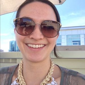 Meet your Posher, Rachel