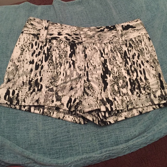 Alice + Olivia shorts