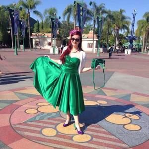 Meet your Posher, Laura