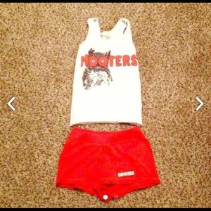 Halloween costume!!! Authentic hooters toos!
