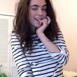 Meet your Posher, Yasmeen