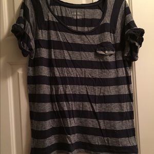 ❌Sold❌Navy and gray top