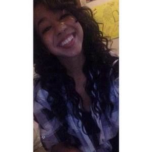 Meet your Posher, Arcelia