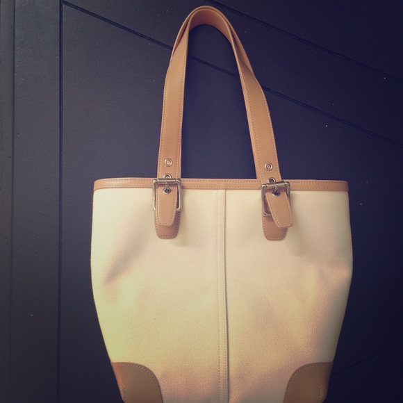 💗💗SOLD💗💗Coach white canvas AND leather tote