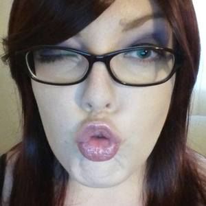 Meet your Posher, Desiree