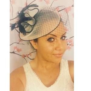 Meet your Posher, Klaudija