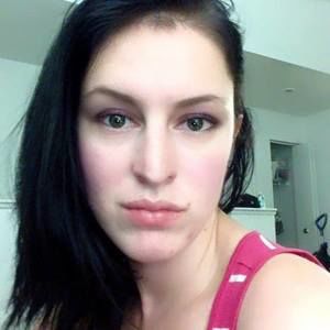 Meet your Posher, Janelle