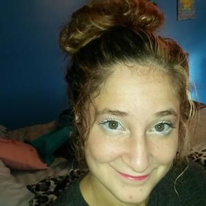 Meet your Posher, Lexie