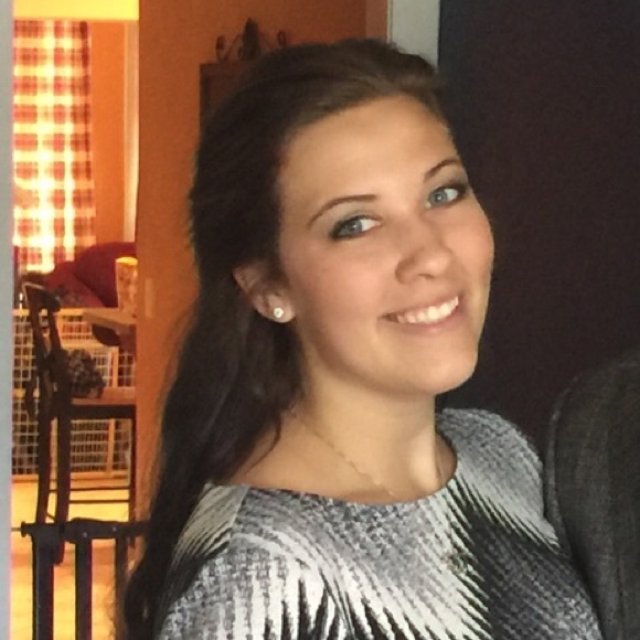 Meet your Posher, Lauren