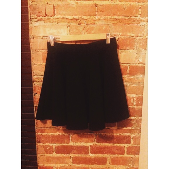 Urban outfitters pleated mini skirt