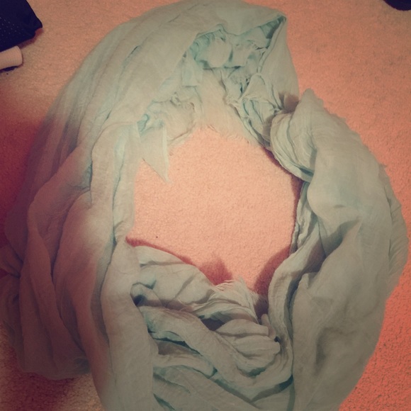 💥💥💥blue infinity scarf💥💥💥