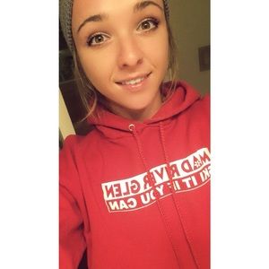 Meet your Posher, Angela