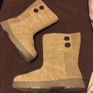 Faux Fur lined Ankle Booties