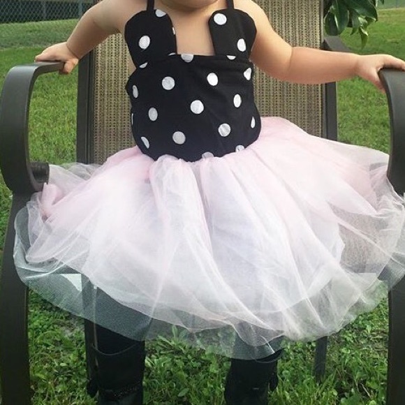 Look a like Minnie Mouse dress 💗 - Picture 3 of 4