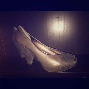 Vince V Camuto Thick heels