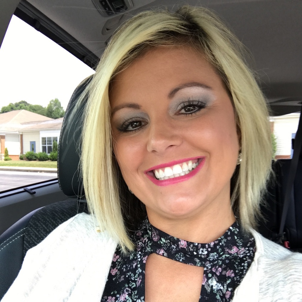 Meet your Posher, Kasie-jacky