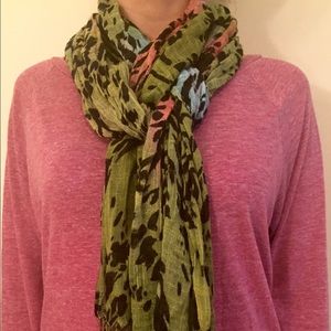 Womens Fringe Accent Scarf Leopard Green/Blue/Pink