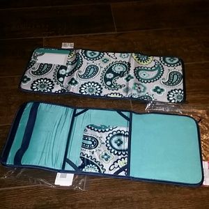 I-Pad Case /Organizer Thirty-One Fold-It-Up NWT